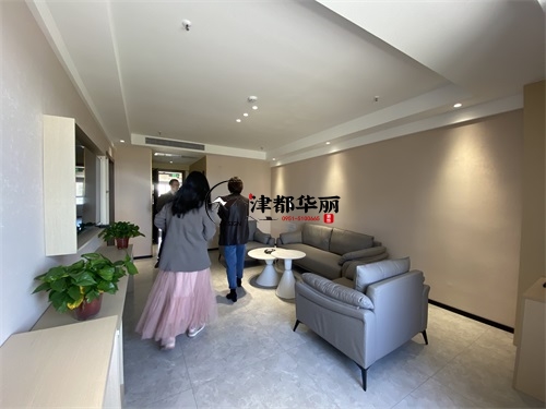 銀川裝修公司|銀川程封酒店改造裝修現(xiàn)場量尺